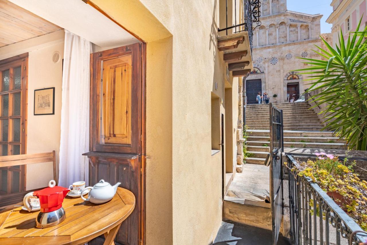 Una Splendida Vista Sulla Cattedrale - Wifi - Ac Cagliari Luaran gambar