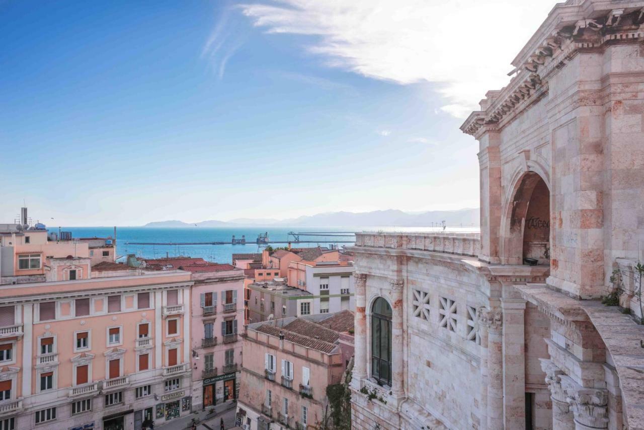 Una Splendida Vista Sulla Cattedrale - Wifi - Ac Cagliari Luaran gambar